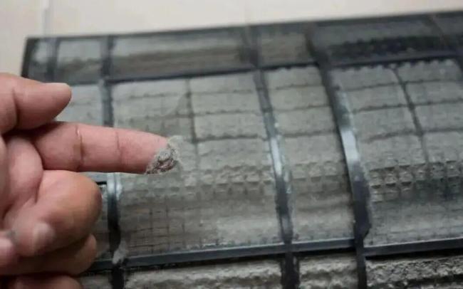 空调不洗就吹究竟有多脏 警惕军团菌危害